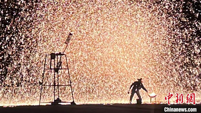 张家口云顶站掼蛋锦标赛圆满收官，江苏昆山鼎