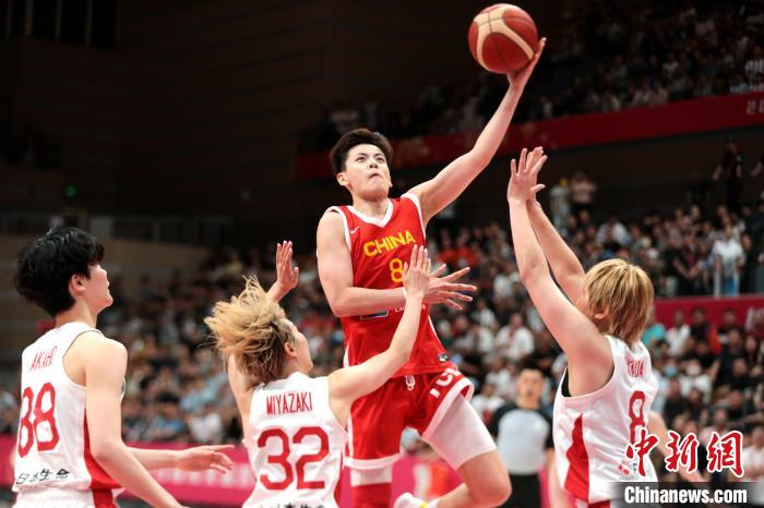 中国女篮热身赛惜败日本 三分之差难掩阵容短板