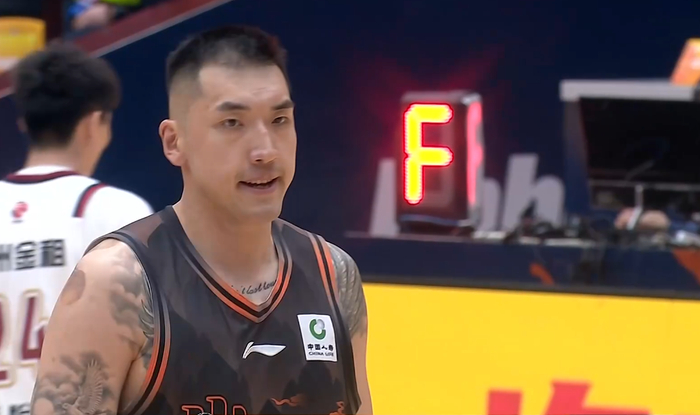 南京同曦内讧致惨败 广州龙狮末节崩盘