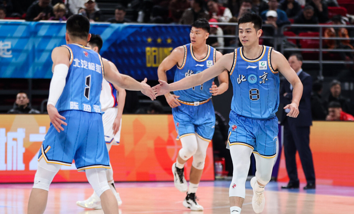 南京同曦内讧致惨败 广州龙狮末节崩盘