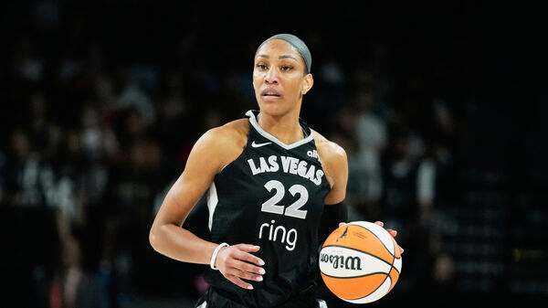 WNBA历史最大合同诞生 威尔森签3年500万顶薪留队